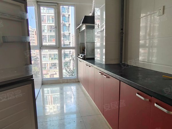 天津西青侯台碧水家园碧水新上电梯两室,房子干净,有钥匙随时看房出租