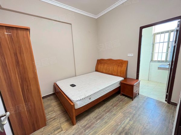 东莞长安长安中心区瑞华公寓长安公园旁,瑞华公寓 1室1厅1卫 南北通透