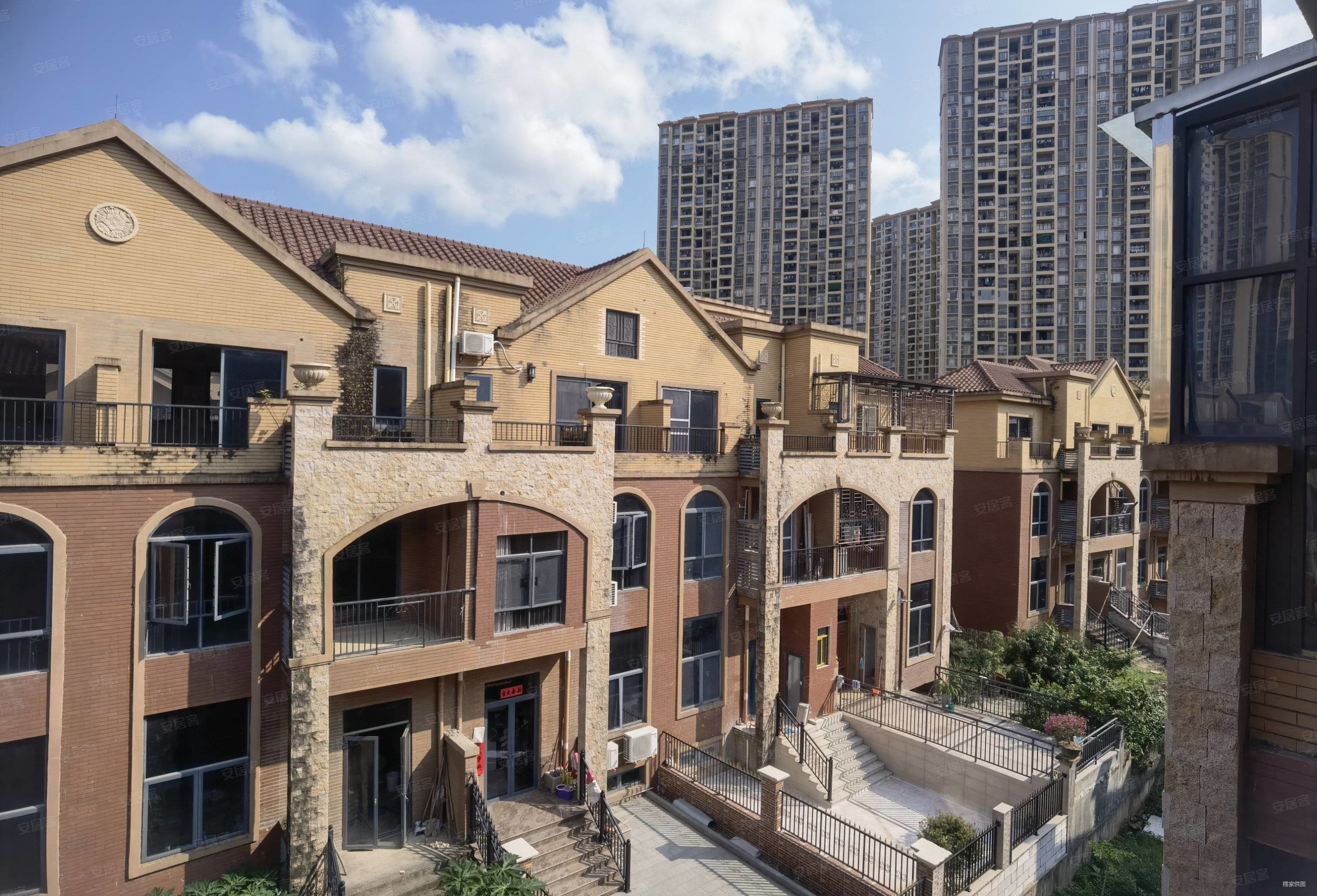 龙光城别墅商业配套成熟低密宜居南北通透产权清晰