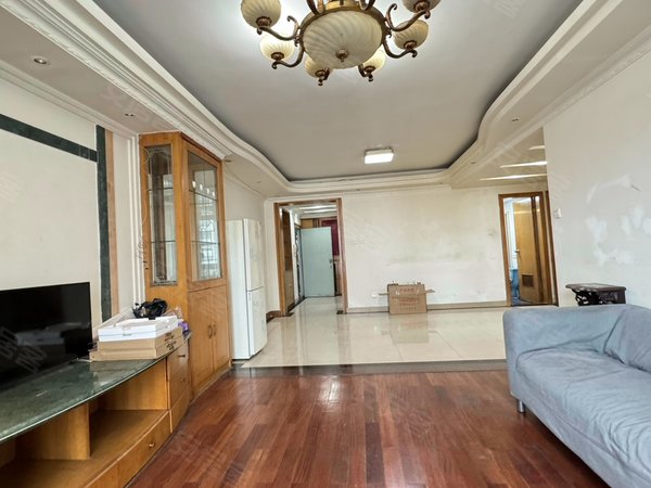 【多图】彩福大厦,福田中心区租房,岗厦地铁口,3室2卫,东向,客厅大,带