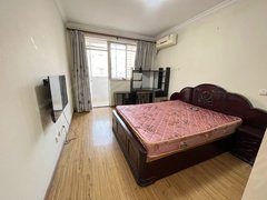 上海浦东花木一个月一付租金好商量，位于中间楼层两个卧室都朝南，随时可看出租房源真实图片
