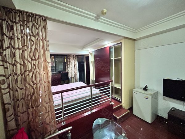 苏州太仓娄东皇家丽晶皇家丽景一室一厅,房东好沟通出租房源真实图片