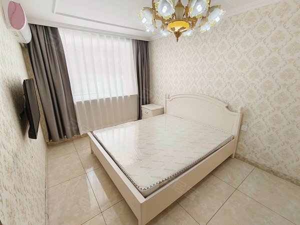 沈阳大东津桥天星小区(精装一室,吴迪小房源)月付无压力,押一付一