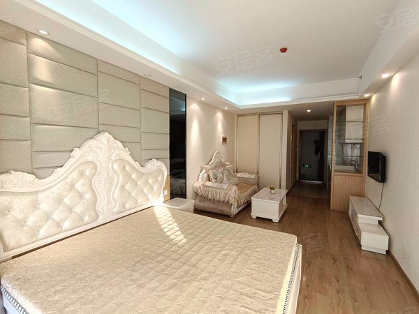 沈阳大东津桥天润广场可以押一付一中街天润公寓家具家电全装修好 有