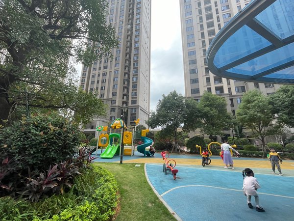 泉州南安南安市区中骏雍景湾世界城边江景3房2卫出租房源真实图片