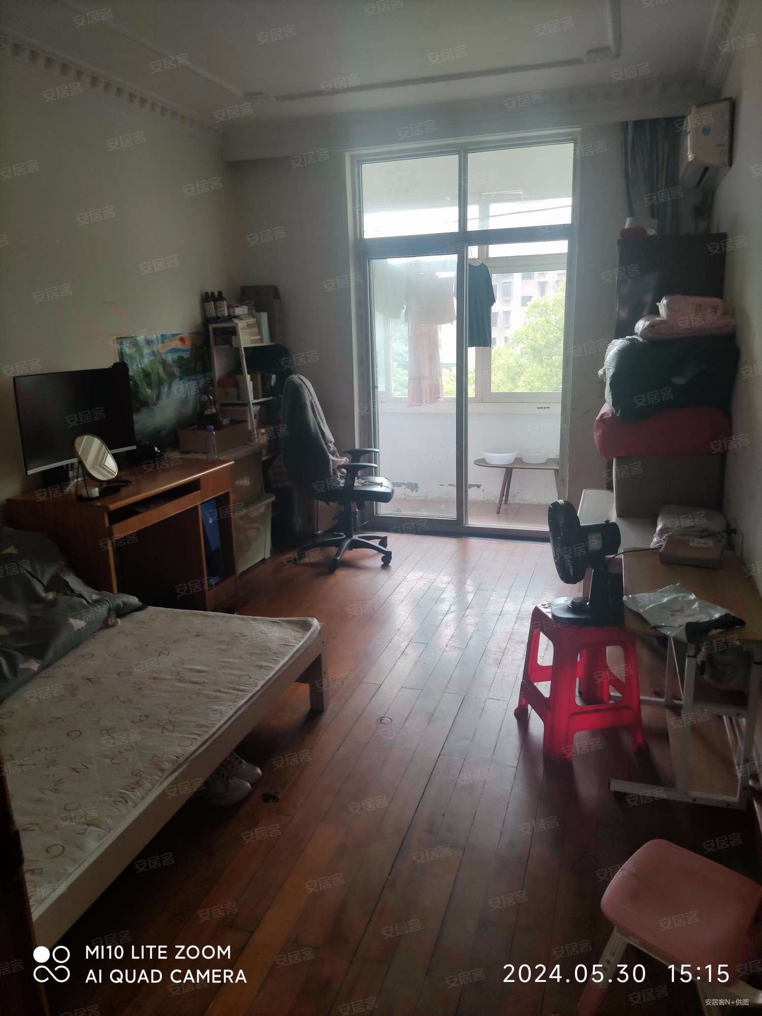 十里铺商住楼3室2厅1卫95.95㎡南75万