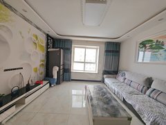 庆阳西峰西峰城区学院路，地庄小学附近！电梯精装两居室，家具家电齐全，随时看房出租房源真实图片