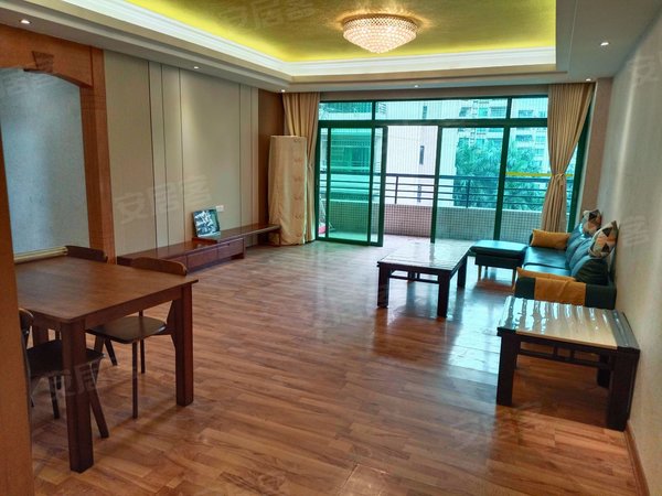 【多图】骏威广场,新区租房,骏威广场 3室2厅2卫 电梯房 精装修126