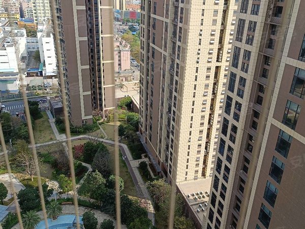 (商住楼),沙井租房,新沙天虹旁商品房小区京基御景珑庭精装21房出租