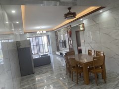 北流北流城区城区2000元得永顺公馆四房两厅两卫，精装修出租房源真实图片