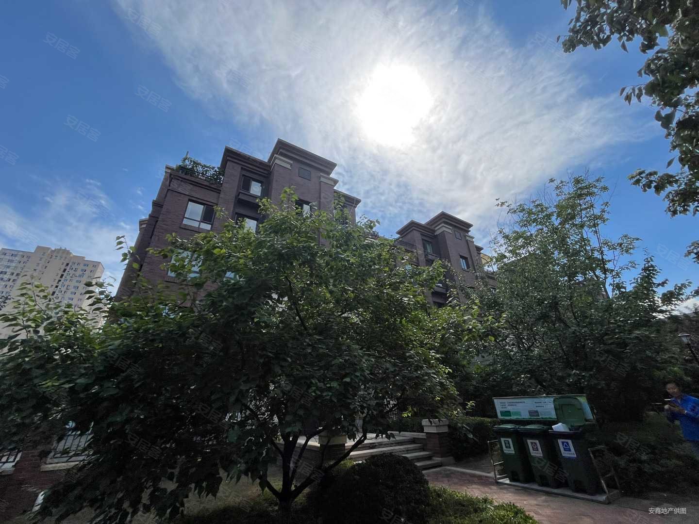 金地檀境2室2厅1卫85.58㎡南北112万