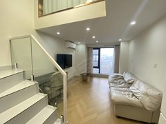 长沙天心南湖路书院路五一广场精装奶油风复试两房4.5层高 押一付一 南湖路出租房源真实图片