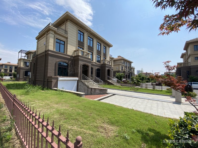 特价8600买别墅总价两百多万金坛半岛珑庭现房别墅