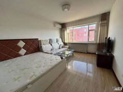 通辽科尔沁万达广场邮政新村5楼2室一厅65请屋内干净整洁家具家电齐全拎包入住,出租房源真实图片