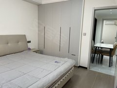 荆州沙市太岳路万达商圈 婚房装修 品牌家私 拎包入住出租房源真实图片