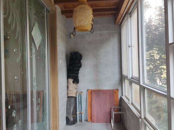 西安曲江新区芙蓉西路曲江翠竹园曲江翠竹园 4室2厅2卫