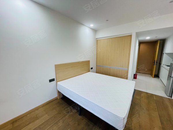 昆山花桥易买得汇金大厦ihome昆山花桥,近地铁光明路站,可月付,免押金