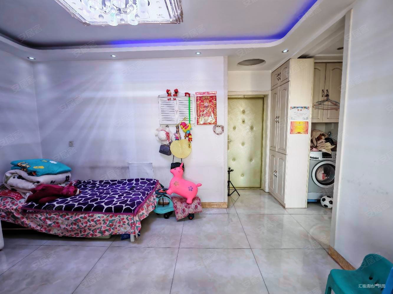 鹏渤水岸花城1室2厅1卫50.26㎡东24万