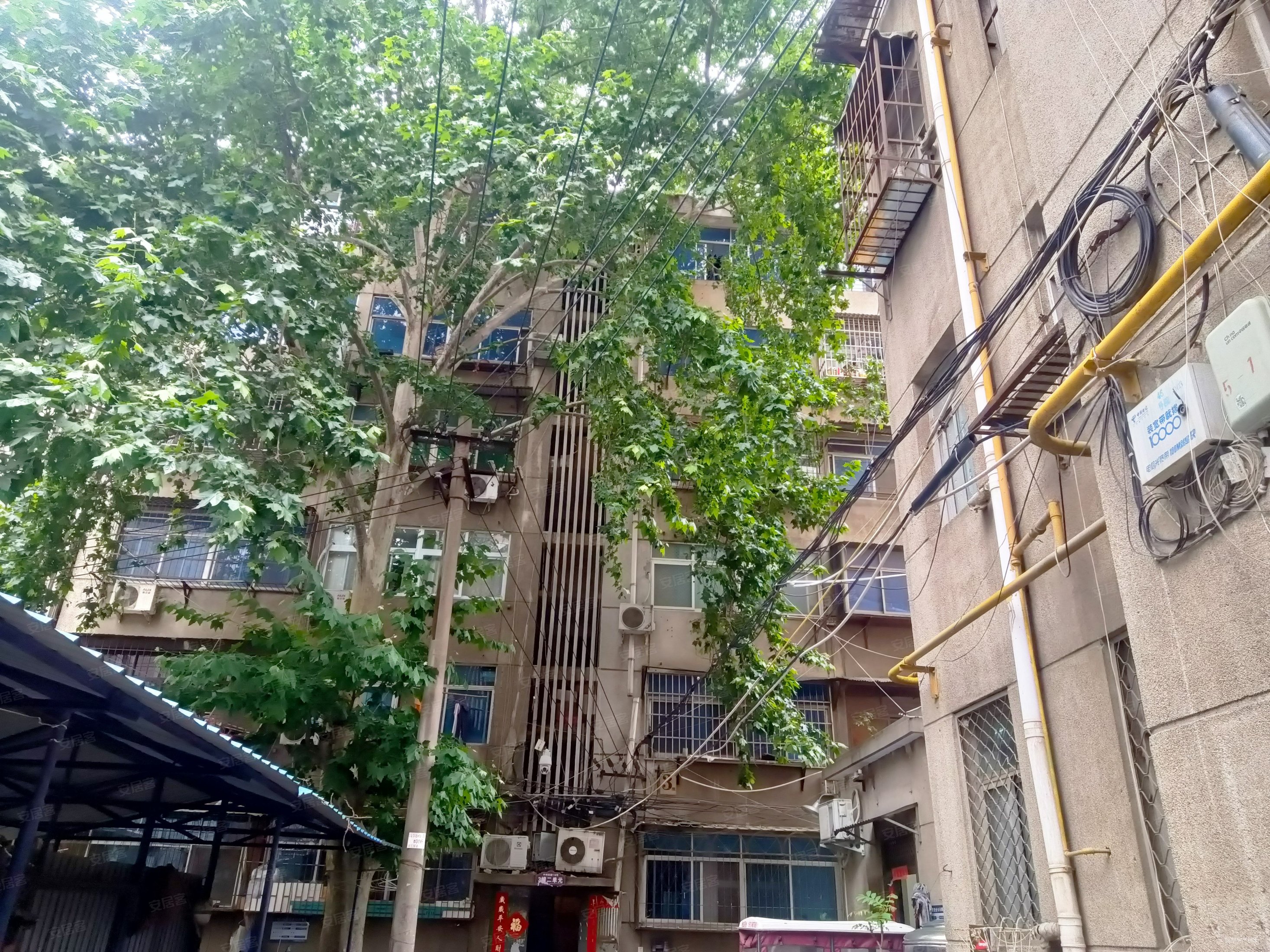 秒杀房交警队家属院2楼2楼轴2小轴二中户型方正