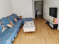 迎泰新城a区两居室出租，月租1200，温馨舒适，干净卫生
