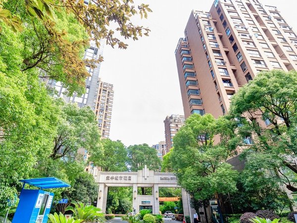 上海虹口凉城宝华城市花园新上房源 宝华城市花园 品质次新小区 精装