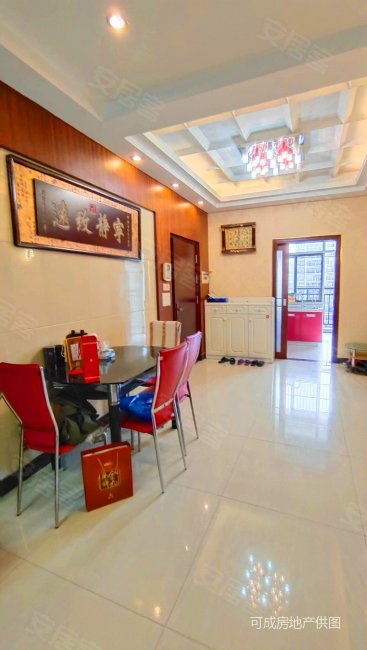 大润发商圈 福泰华庭 豪装送全屋家私家电 交通便利 电梯房