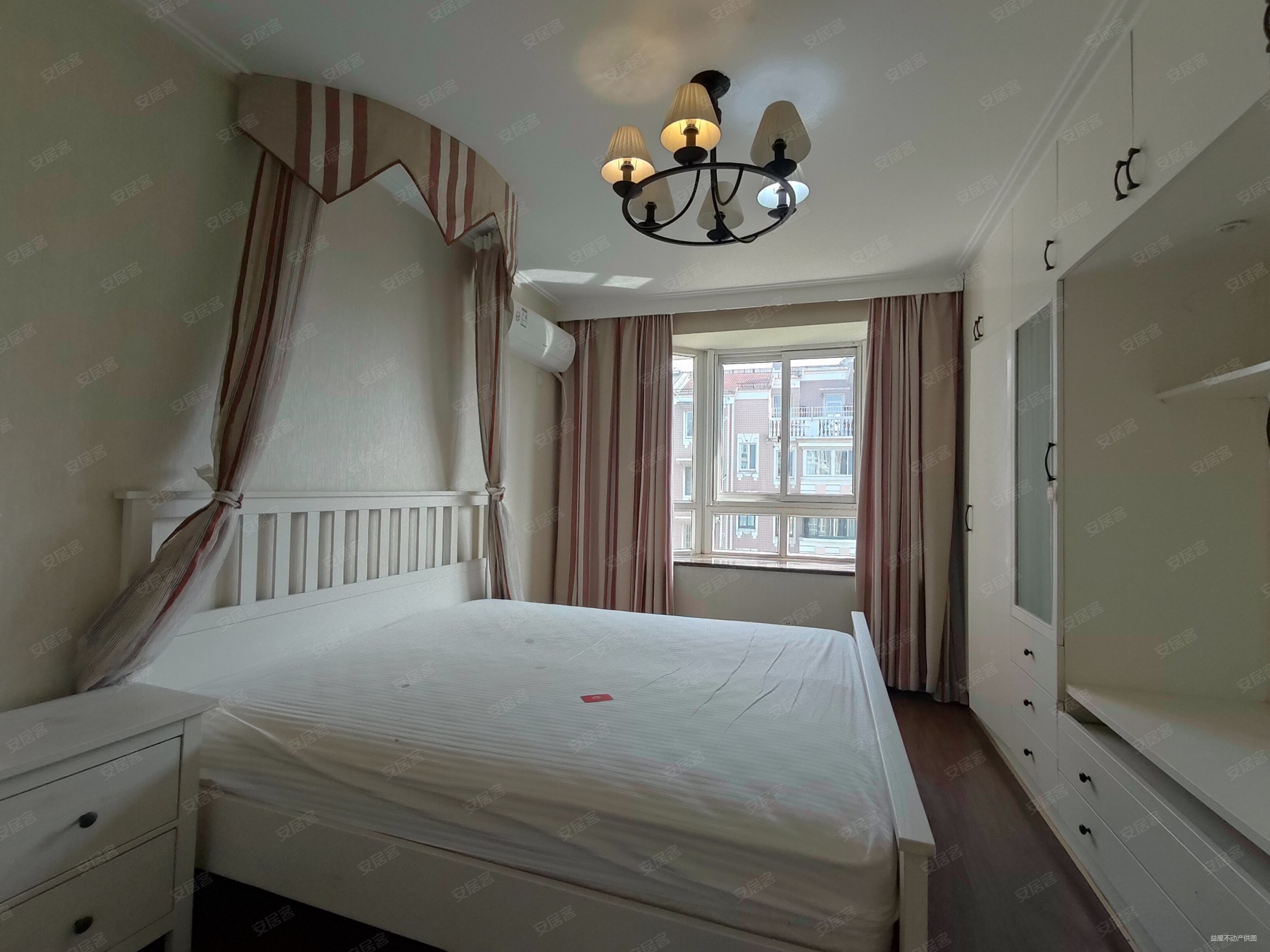 南京房产网>南京二手房>江宁二手房>科学园二手房>上海明珠花园>2500