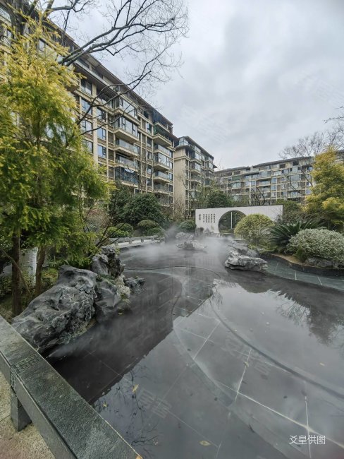 领地兰台府3室2厅2卫124㎡南北99万