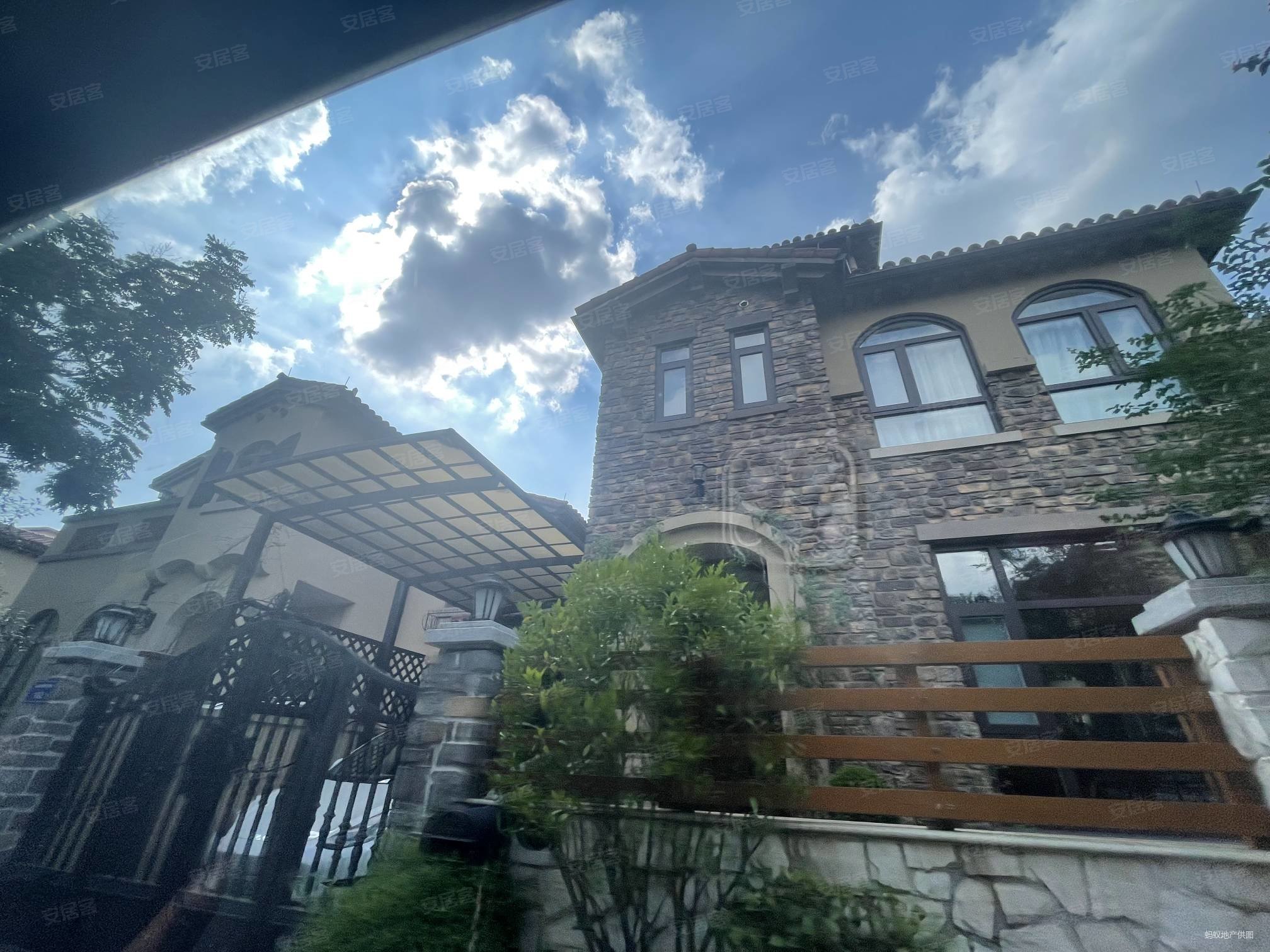 长沙房产网>长沙二手房>开福二手房>山语城二手房>水映加州(别墅)>