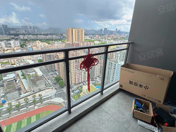 深圳光明公明兆邦基端慧苑端慧苑,两室一厅,电梯房,配置齐全,拎包入住