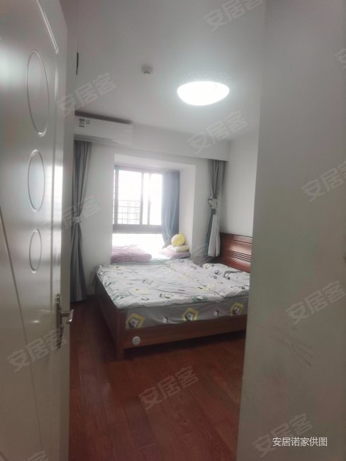 禹洲中央海岸(二期) 高楼层采光充足 商圈成熟 房龄新