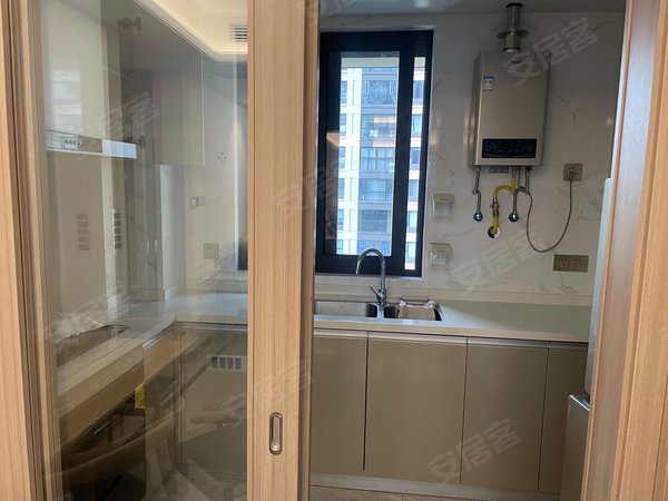 苏州常熟万达广场紫誉华庭紫誉华庭 精装三房手次出租 家具家电齐全