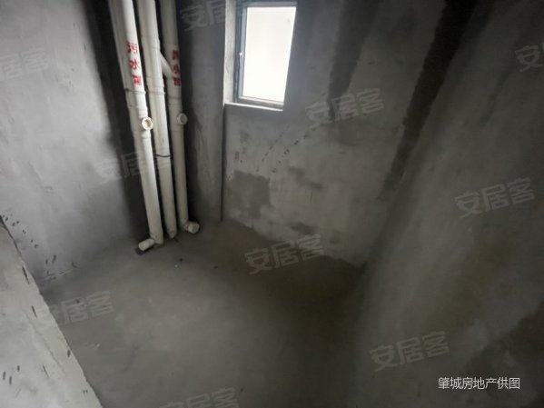 尚东名筑3室2厅2卫108㎡南北75万