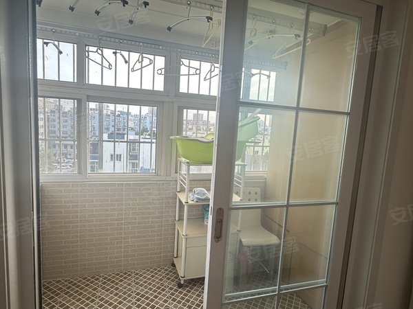 青岛市北威海路海尔小区全女合租无中介 海泊桥地铁口 振业商厦 海慈