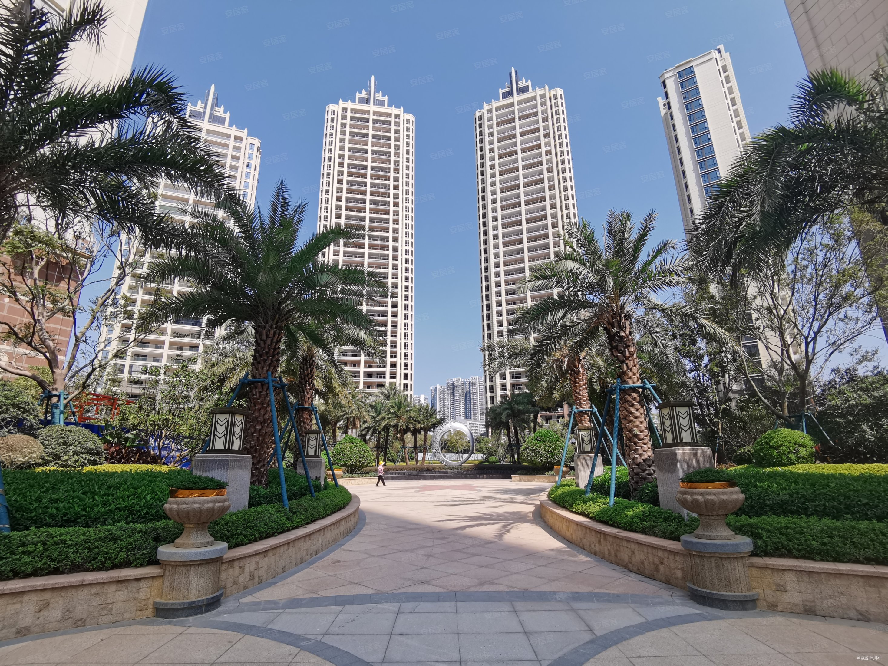 荣和山水绿城(四期)2室1厅1卫57.81㎡南60万