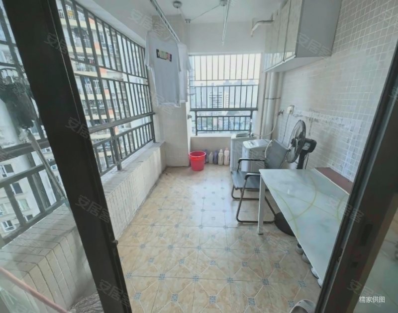 此房税费低景亿山庄精装3居室业主比同户型单价低