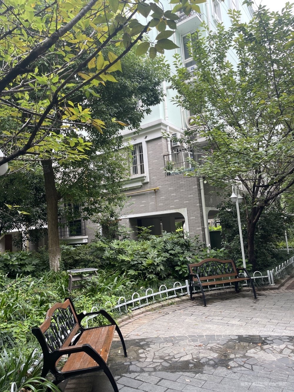 上海房产网>上海二手房>静安二手房>新闸路二手房>新福康里(公寓住宅)