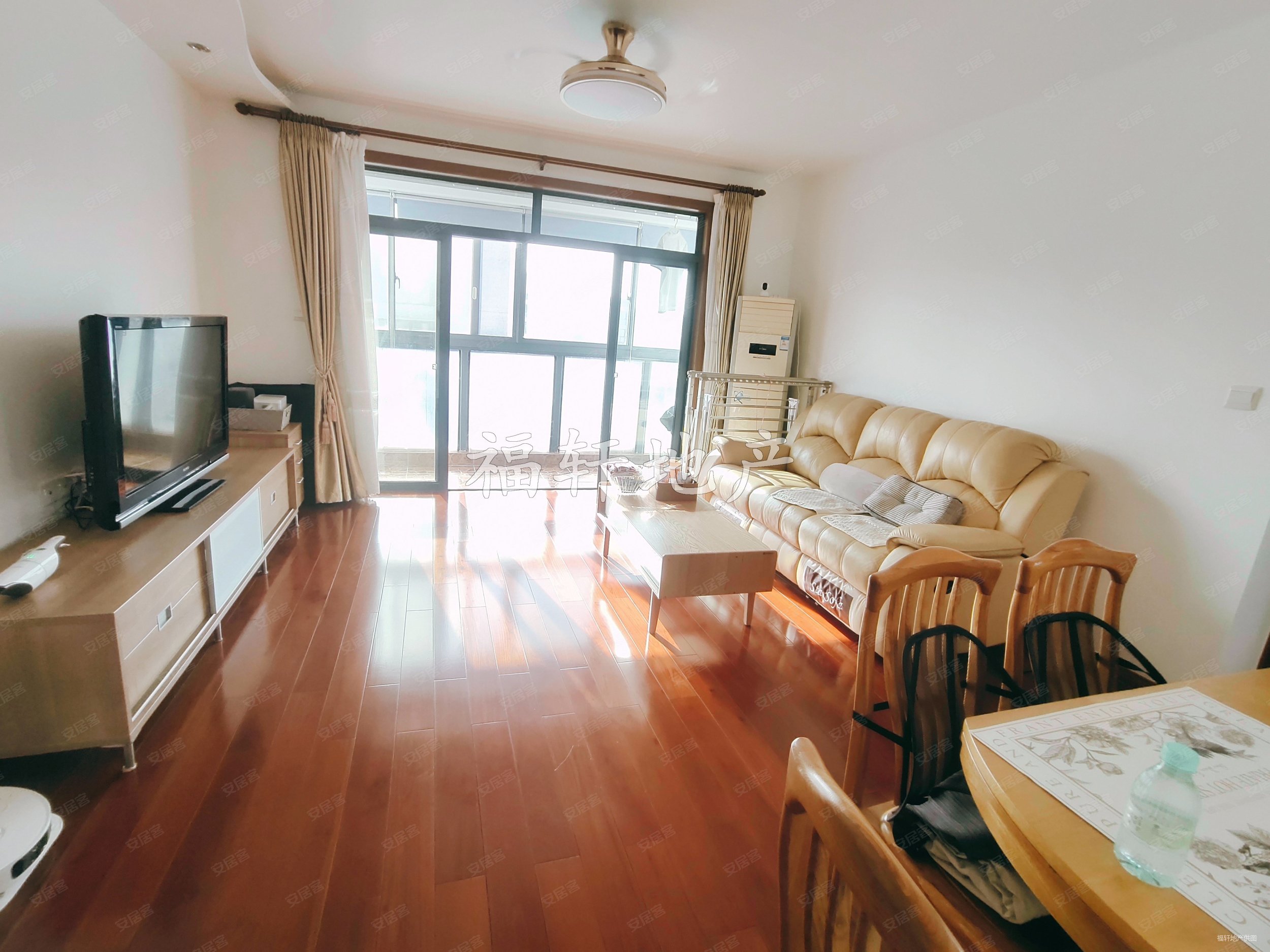 实拍  更好谈(清水颐园)两梯两户,精装修带车位,满五年