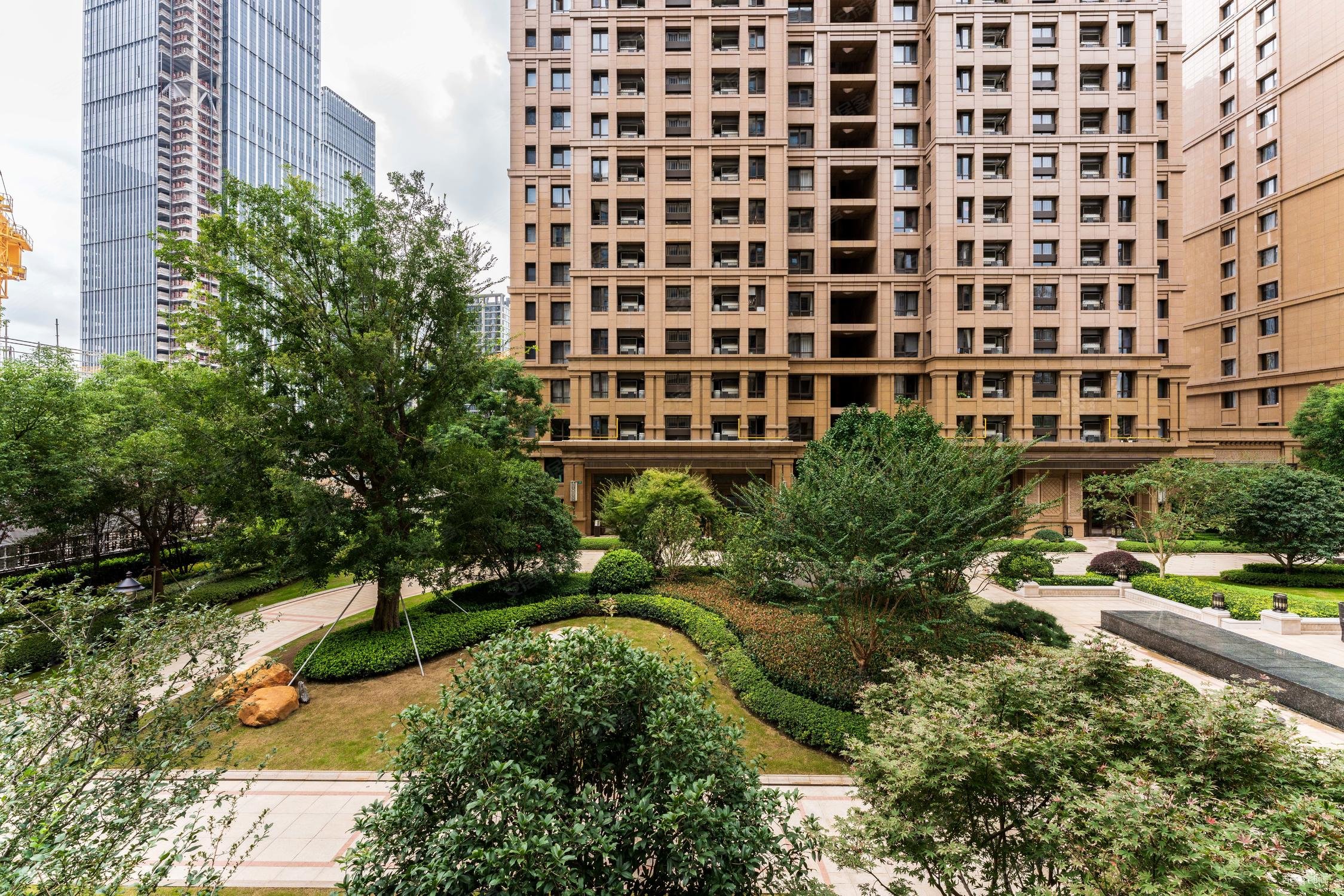 融创外滩壹号院