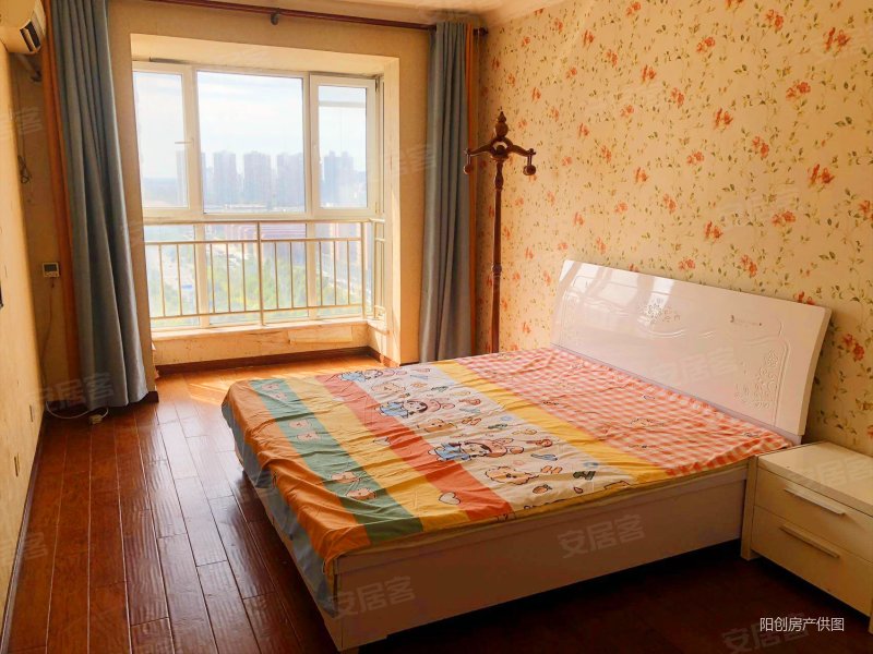 二环里,44,精妆电梯三室,满五 ,尚东绿洲二手房,199万,3室2厅,2卫,136