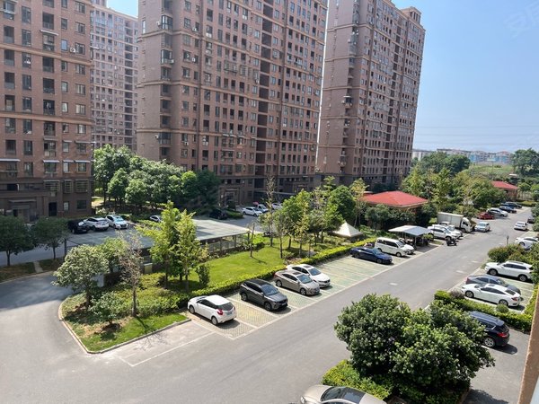 绍兴诸暨诸暨市区红泰小区急租多套精装修拧包入住宝龙火车站旁1000到