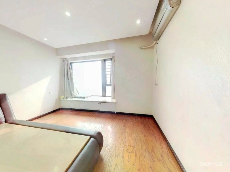 升龙广场(a区)二手房,128万,4室2厅,2卫,151平米-洛阳安居客