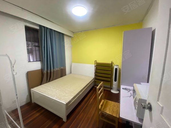 【多图】宁馨小区,大宁租房,房子地铁口出门就是 4个房间 可同事一起