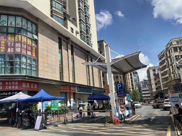 深圳南山西丽新围村(已验真)直租免中介费,精装电梯房,拎包入住,随时