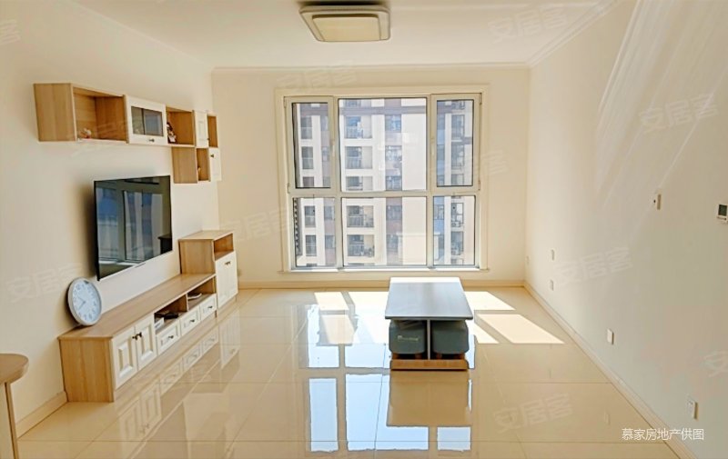 蓝岸郡景朝阳山路657号3室2厅1卫12501平方米