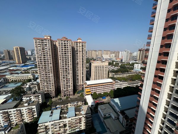 南宁西乡塘科园大道大学公园里(一期)不负好时光,年轻人想做什么就做