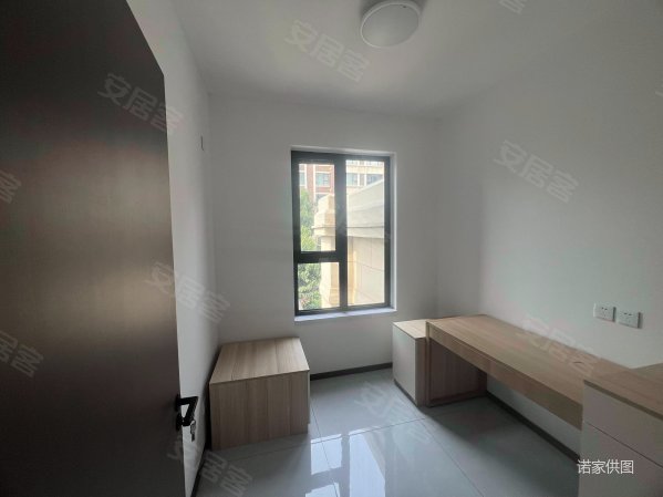 金地艺墅家溪锦苑 有电梯 超低密度 正南朝向 满二