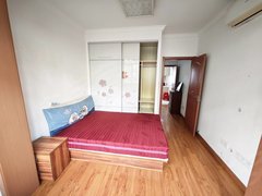 上海宝山泗塘泗塘二村 1室1厅1卫  35平米出租房源真实图片