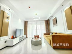 深圳宝安新安宝安中心 全新豪装4房 急租出租房源真实图片