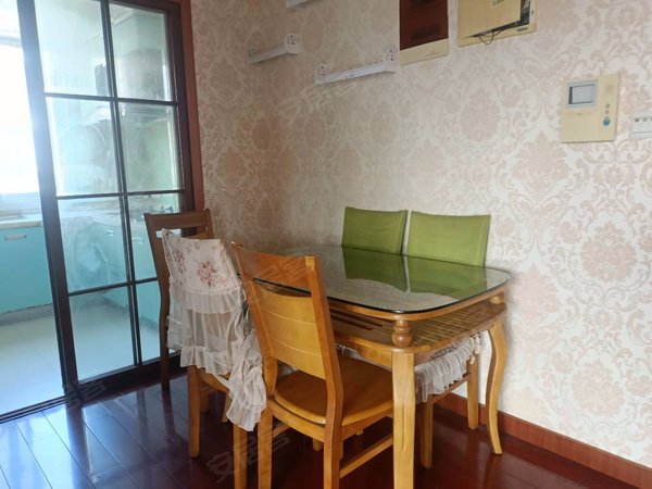 宁波鄞州姜山小城春秋小城春秋,押一付一,不收中介沸,全新精装,拎包